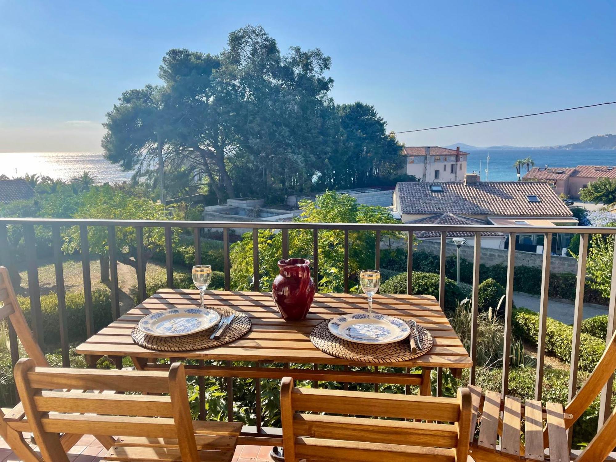 Appartement Cosy Vue Mer A 50 M De La Plage - Refait A Neuf Et Climatise Le Pradet Εξωτερικό φωτογραφία