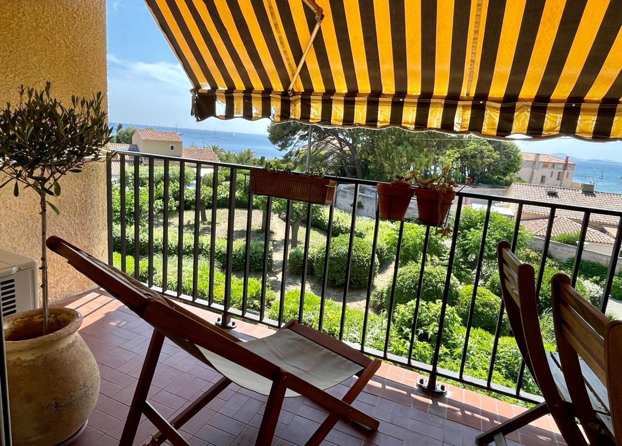 Appartement Cosy Vue Mer A 50 M De La Plage - Refait A Neuf Et Climatise Le Pradet Εξωτερικό φωτογραφία